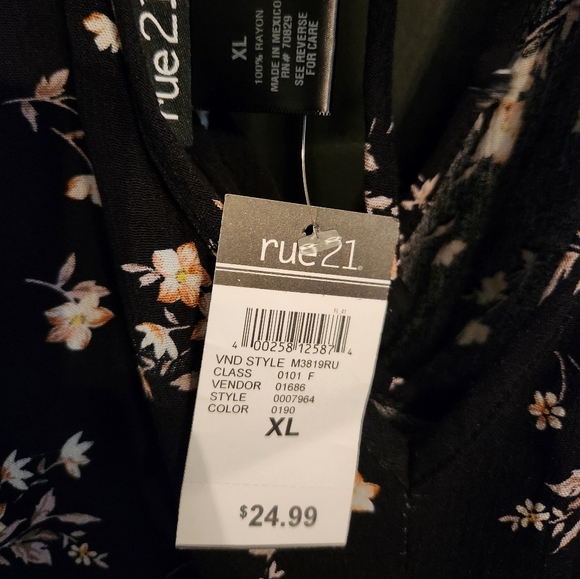NWT XL Rue21 Floral Dress - Picture 3 of 3